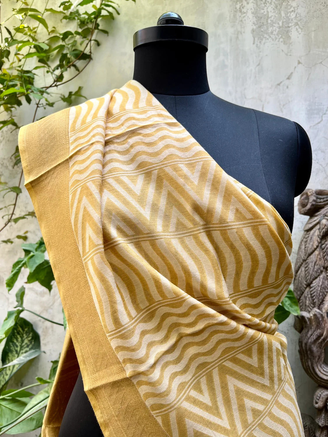 Handloom Dupattas Online - A Guide to Choosing the Best