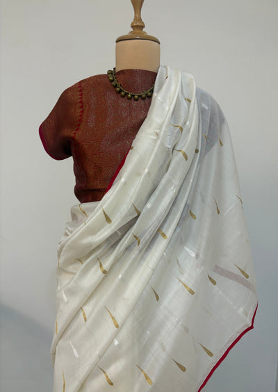 Ivory & Red Cotton Jamdani Saree