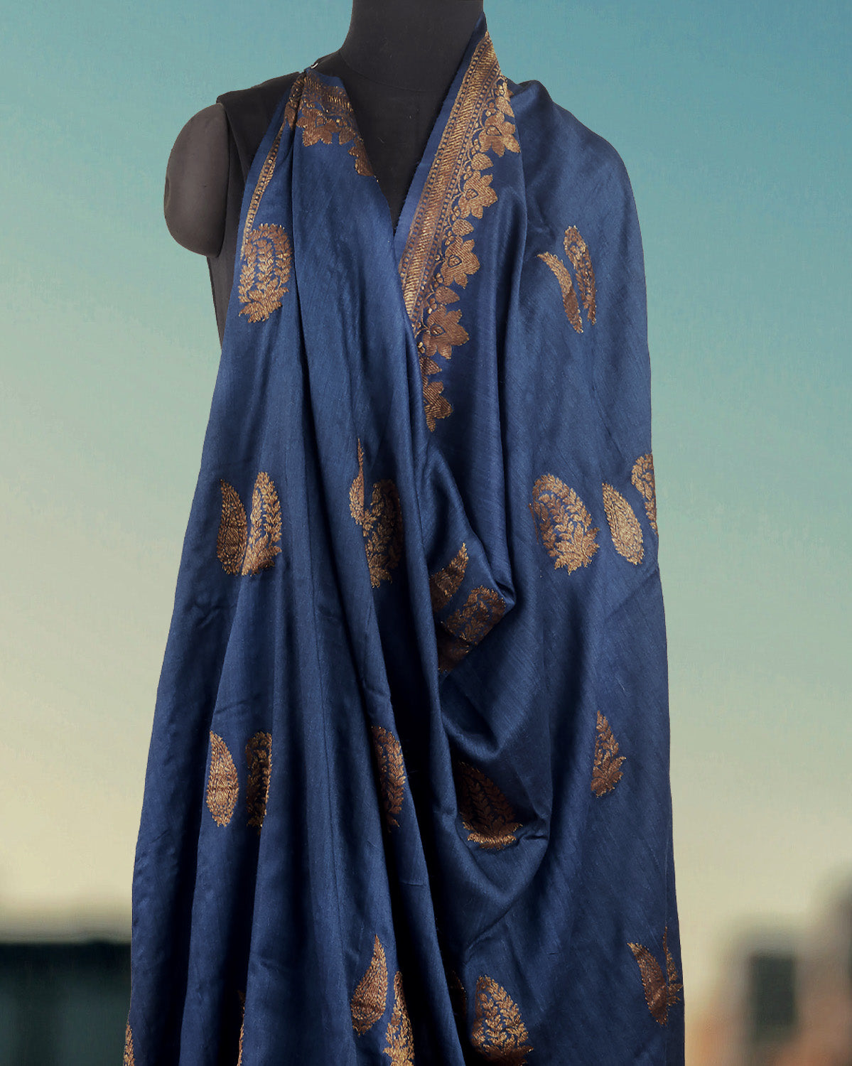 Midnight Mystique Blue Matka Georgette Saree