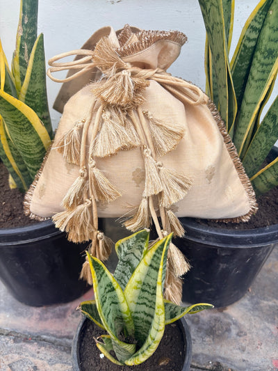 Golkonda Gold Tissue Potli