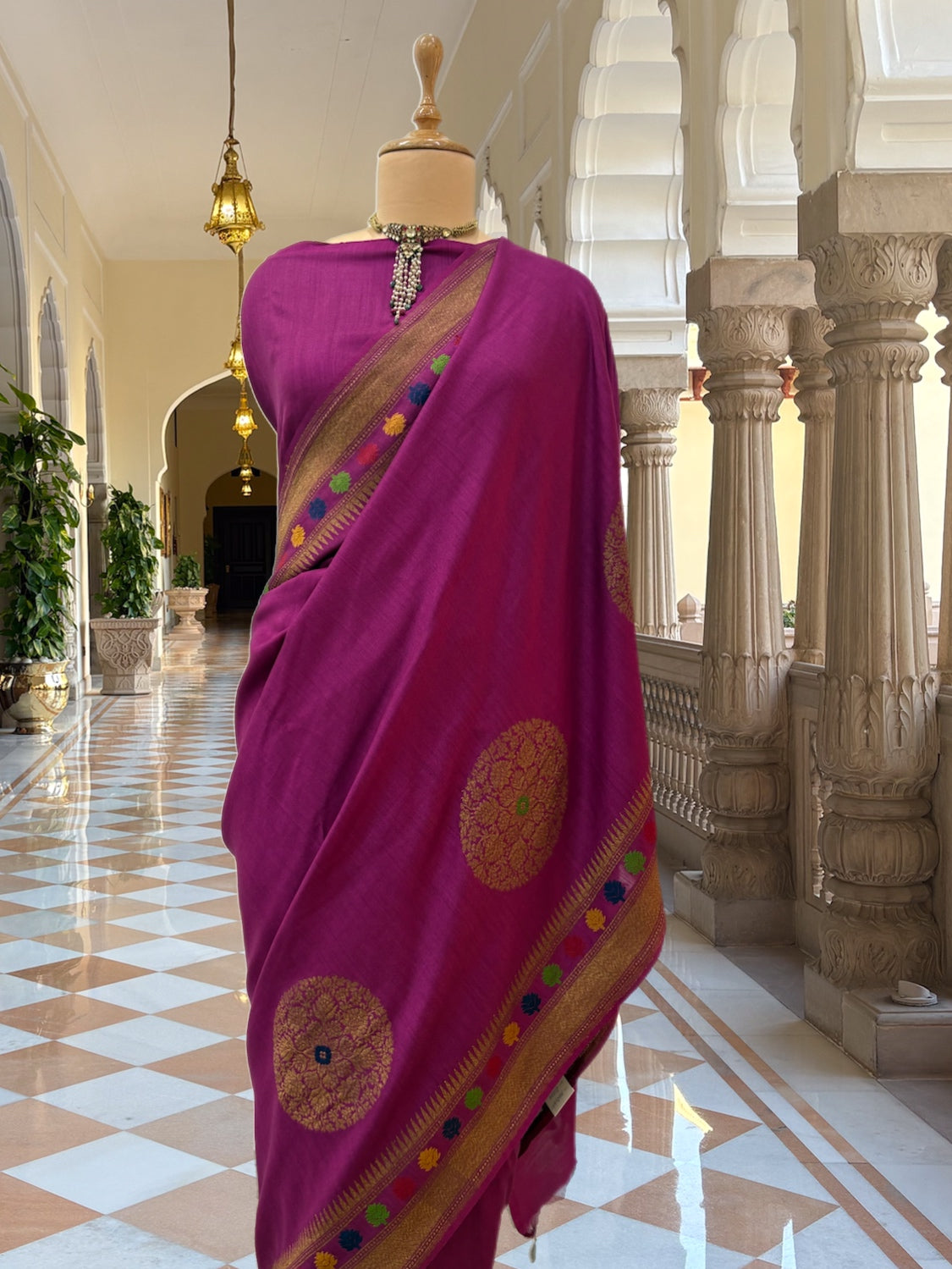 Ekamra Magenta Matka Georgette Saree