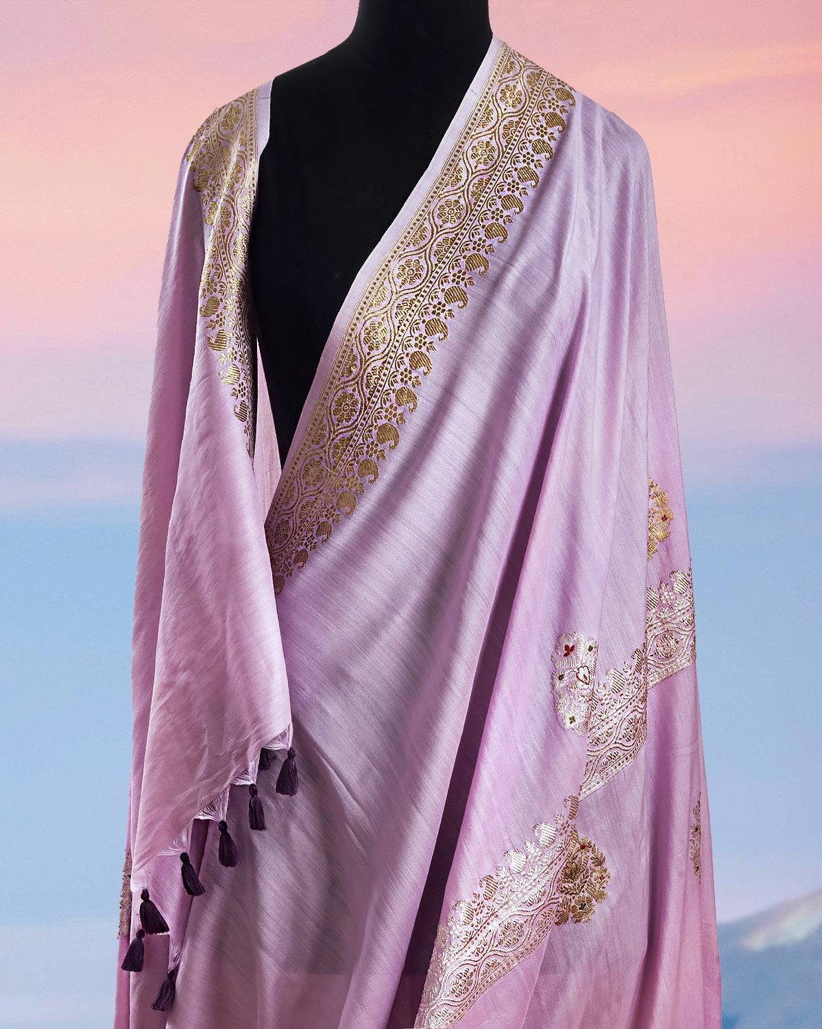 Colosseum Lavender Matka Georgette Saree