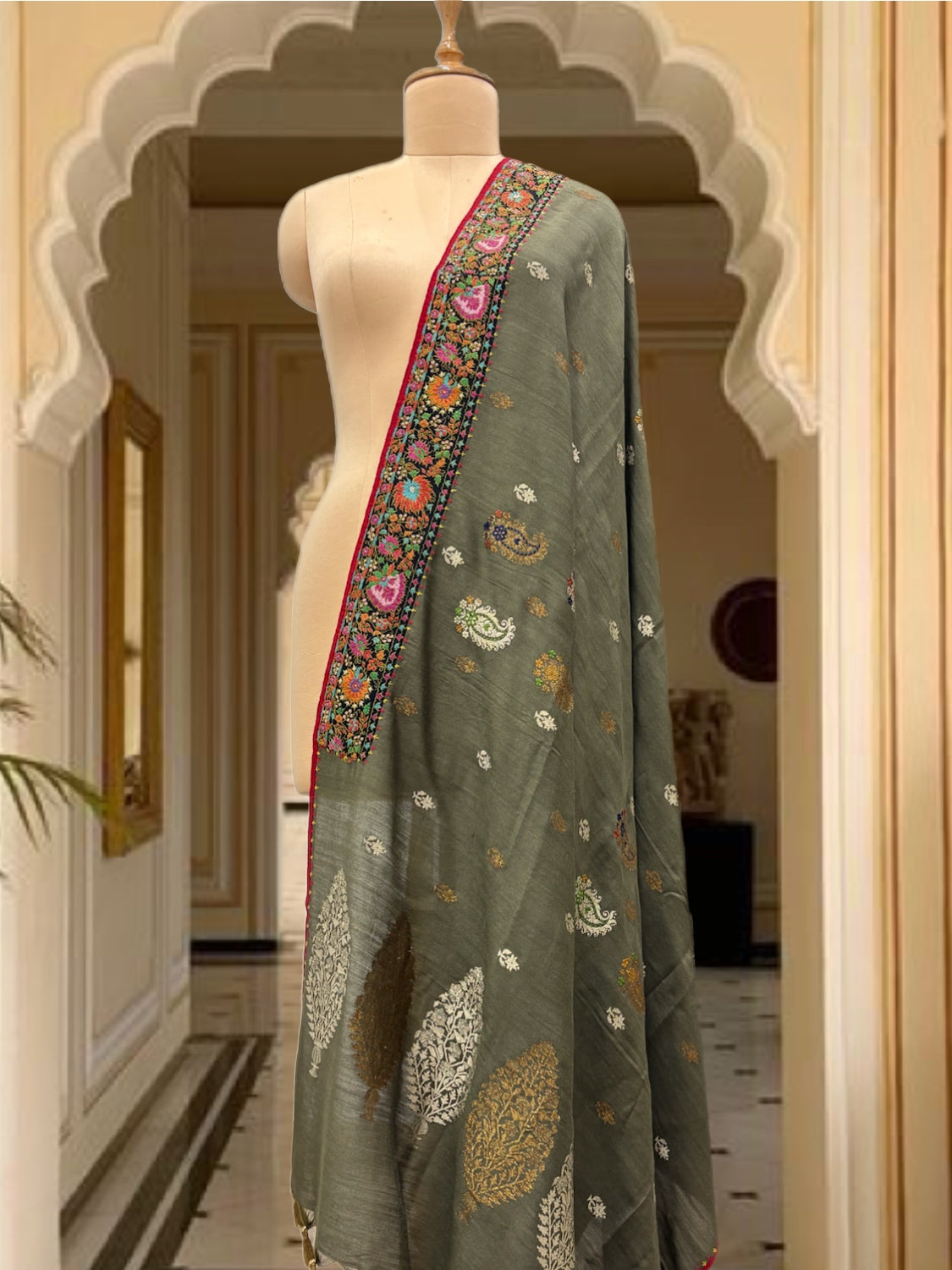 Zanskar Jamavar Olive Matka Georgette Dupatta
