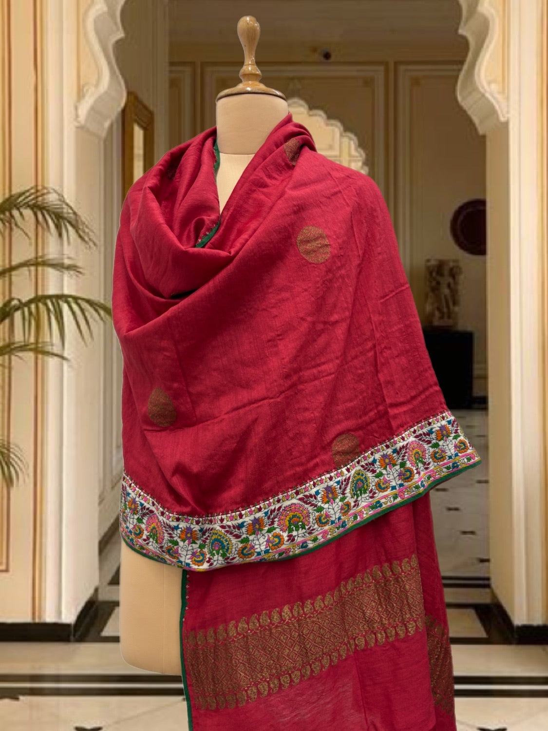Shalimar Red Kashmiri Jamavar Matka Georgette Dupatta