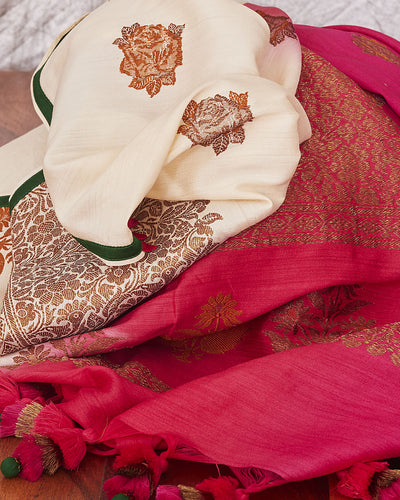 Valley of Roses Pink Shaded Matka Georgette Saree