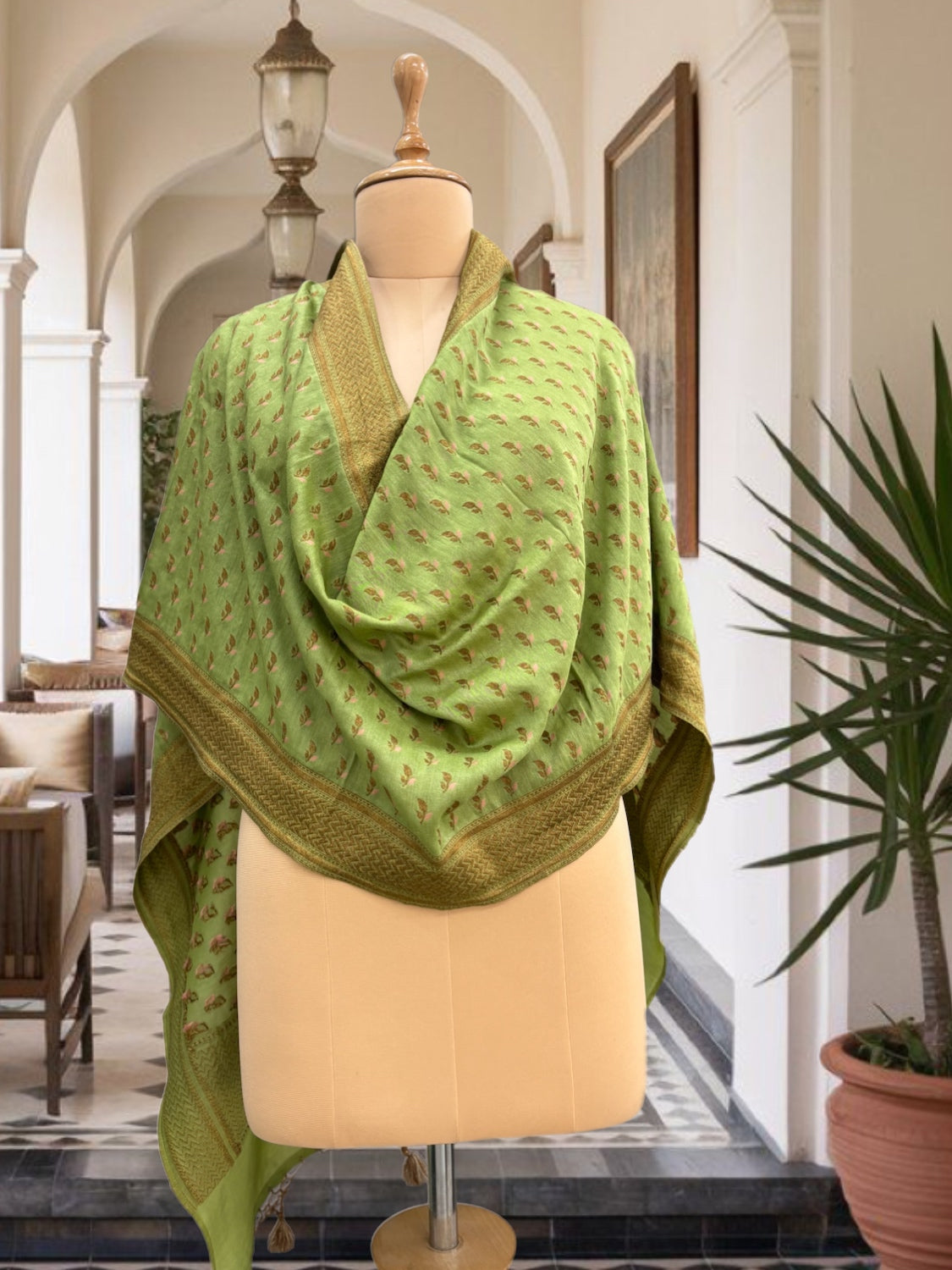 Sirisa Pista Green Matka Georgette Stole Dupatta