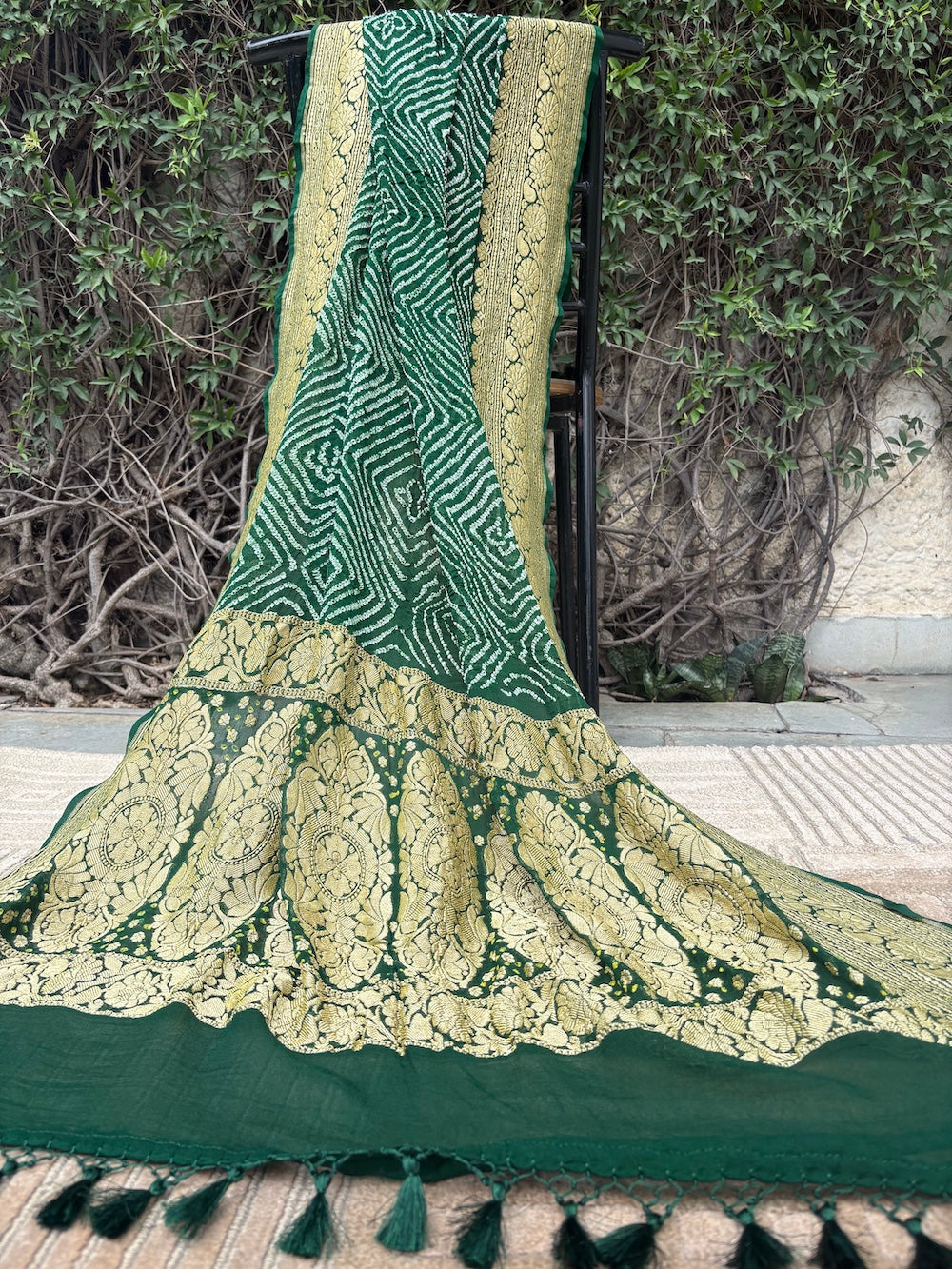 Dwarka Green Bandhani Dupatta