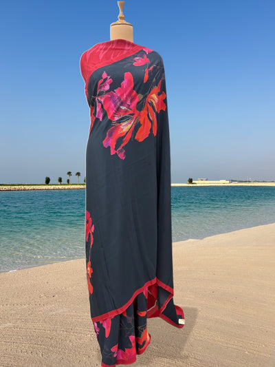 Très Chic Black Crepe Sari