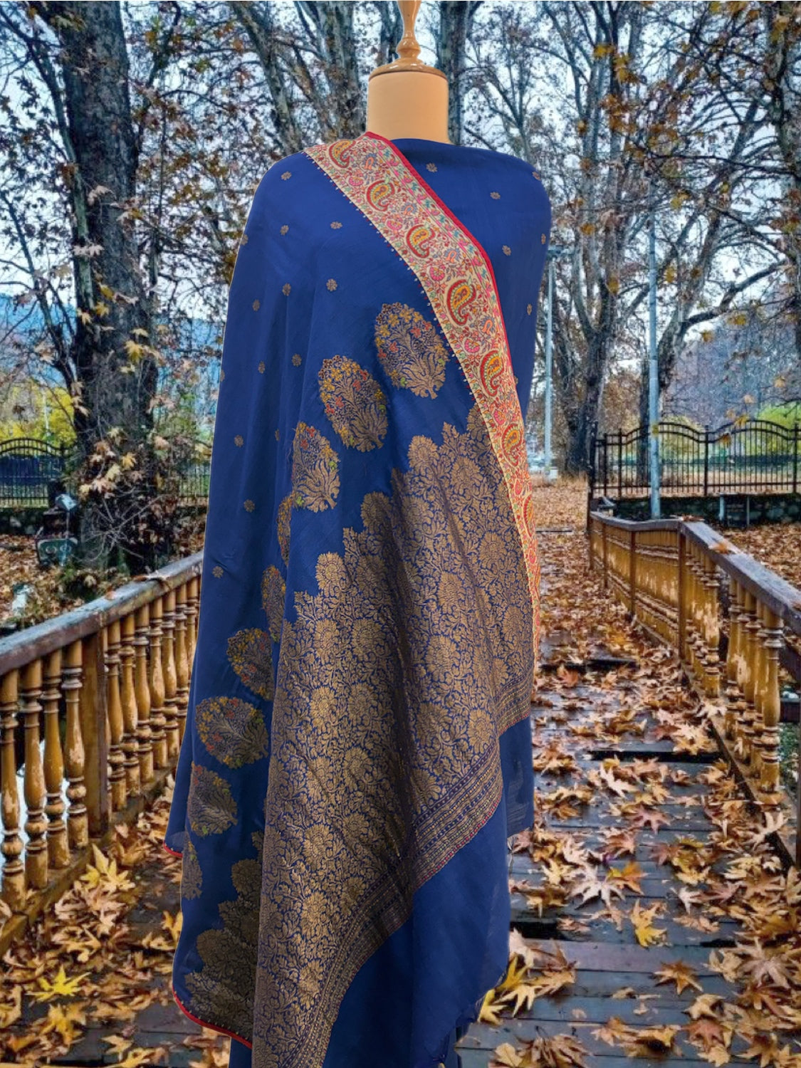 Mehrunissa Blue Kashmiri Jamavar Matka Georgette Saree