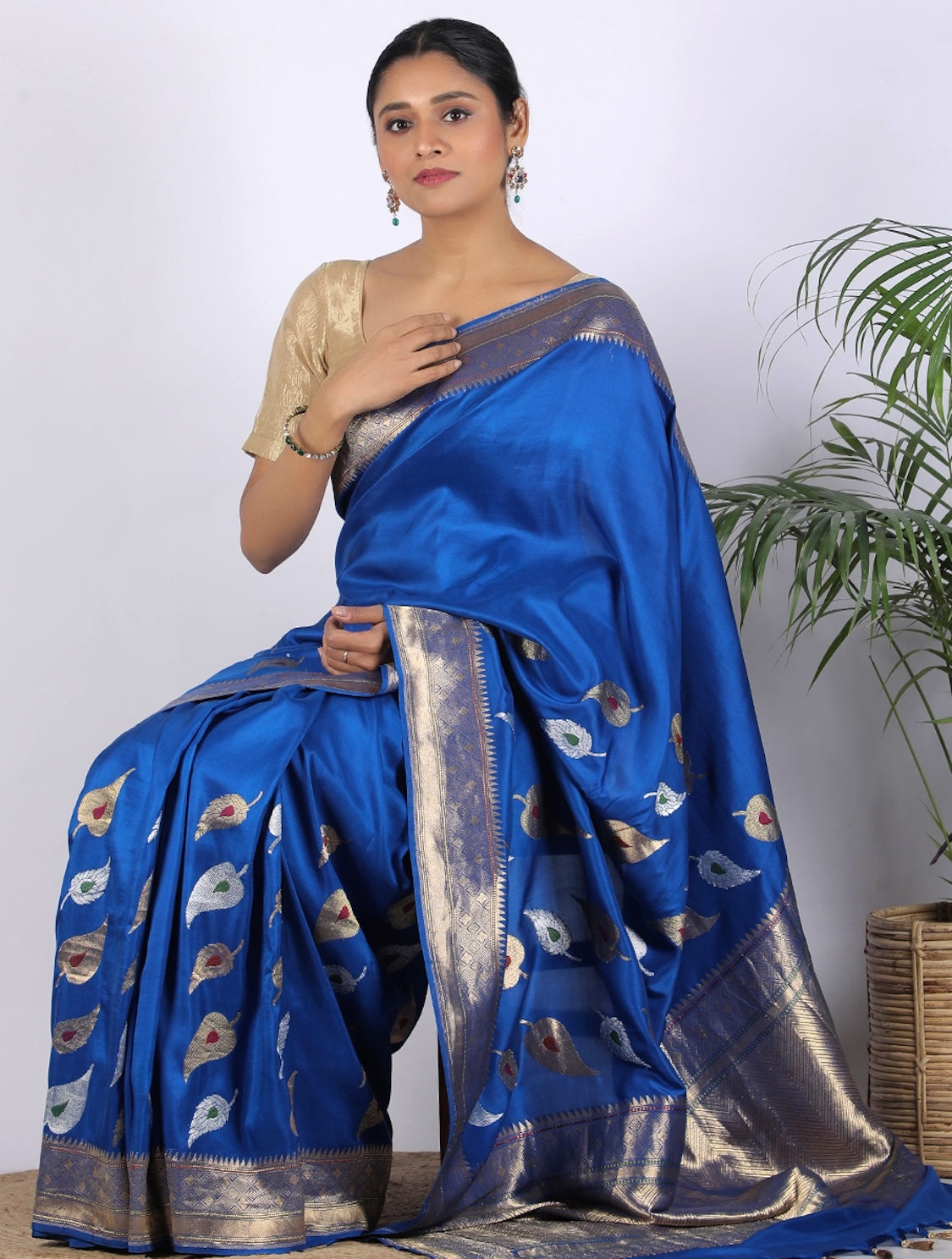 Floating leaves Blue Soft Silk Saree