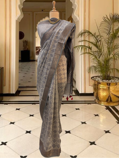 Sandhya Grey Printed Cotton Saree