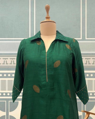 Green Antique Booti Matka Georgette Kurta
