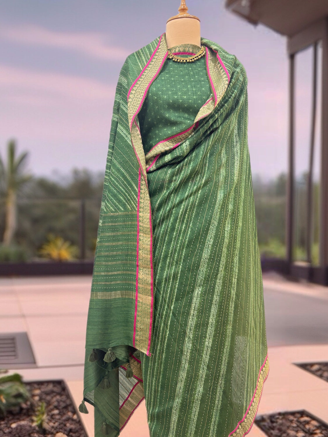 Swapnasundari Green Moonga Cotton Printed Saree