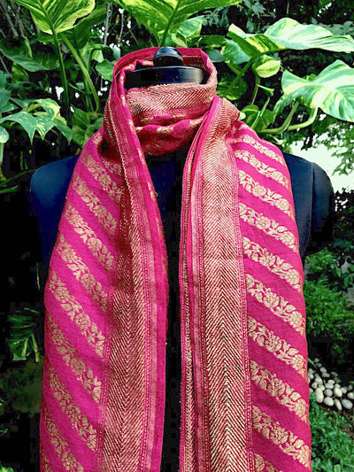 Rukmini Rani Pink Matka Georgette stole dupatta