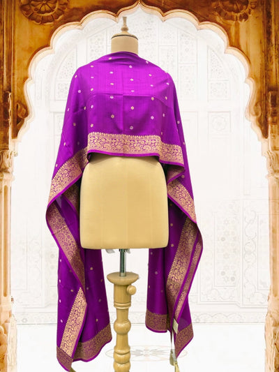 Sultana Magenta Kadhuwa Booti Silk Dupatta