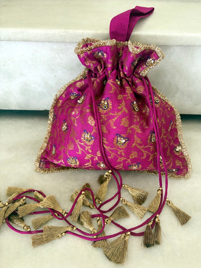 Petunia Magenta Matka Georgette Potli