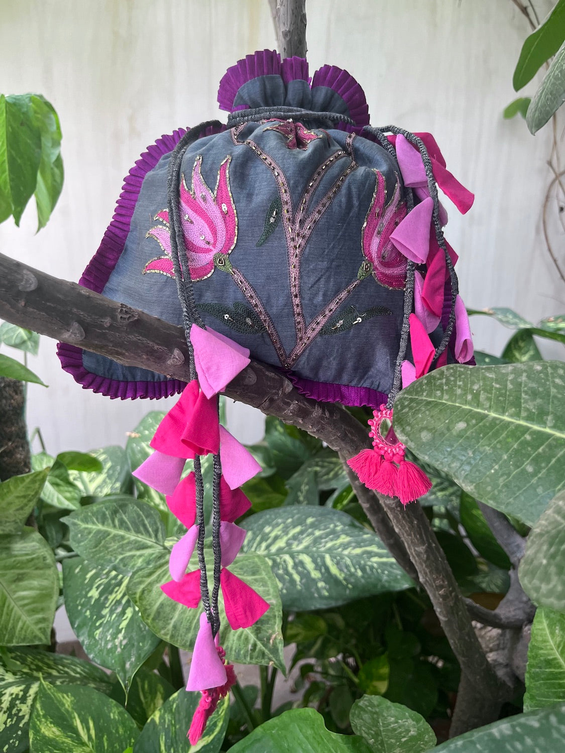 Magical Garden Grey & Magenta Cotton Potli