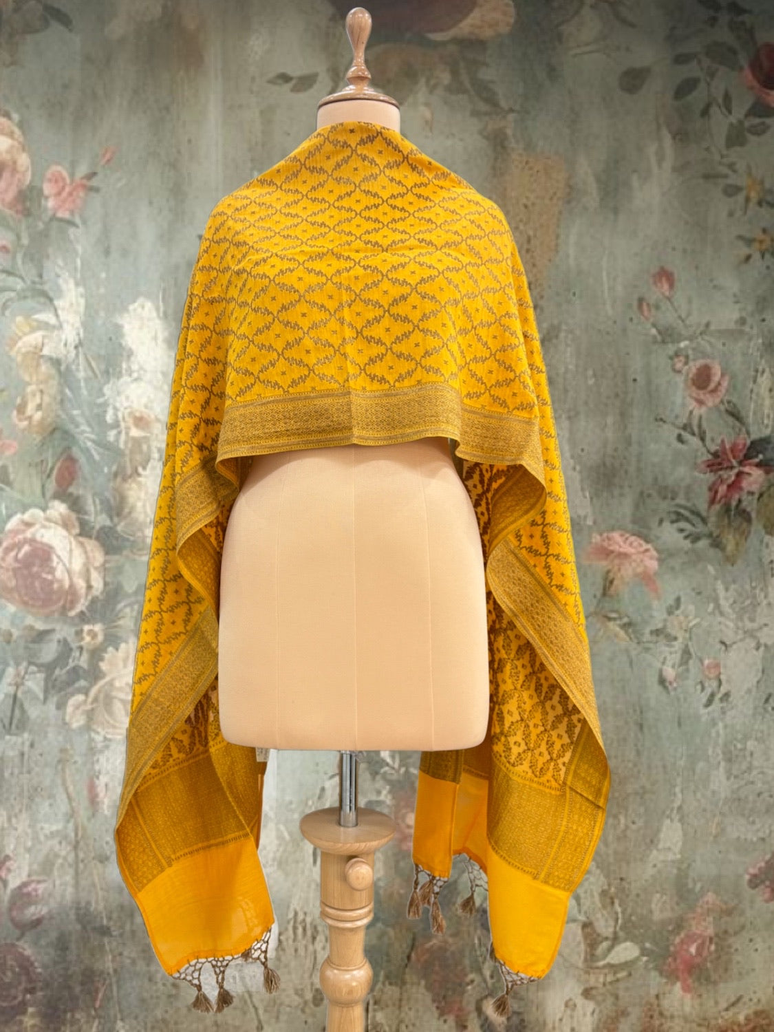 Kesariya Mango Matka Georgette Stole Dupatta