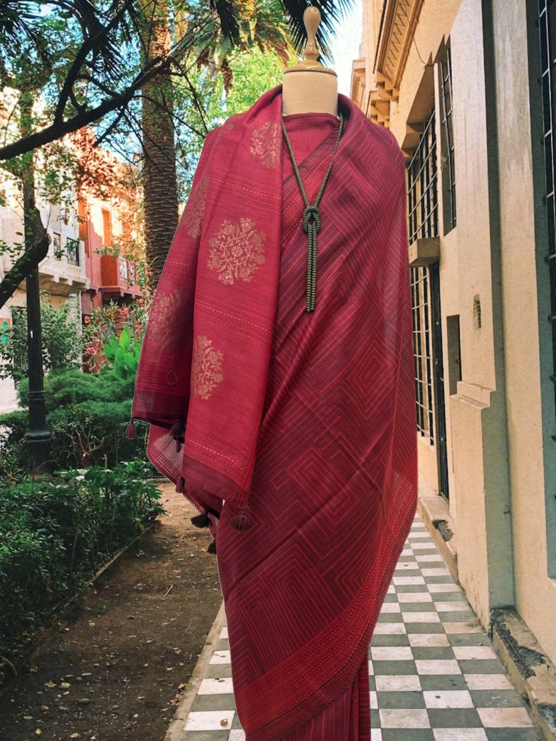Omaja Maroon Moonga Cotton Saree