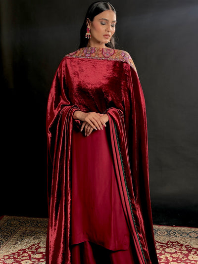 Sindhu Maroon Velvet Jamawar Dupatta