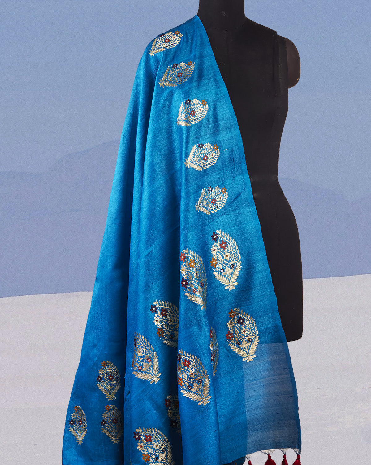 Pamposh Blue Matka Tussar Georgette Saree