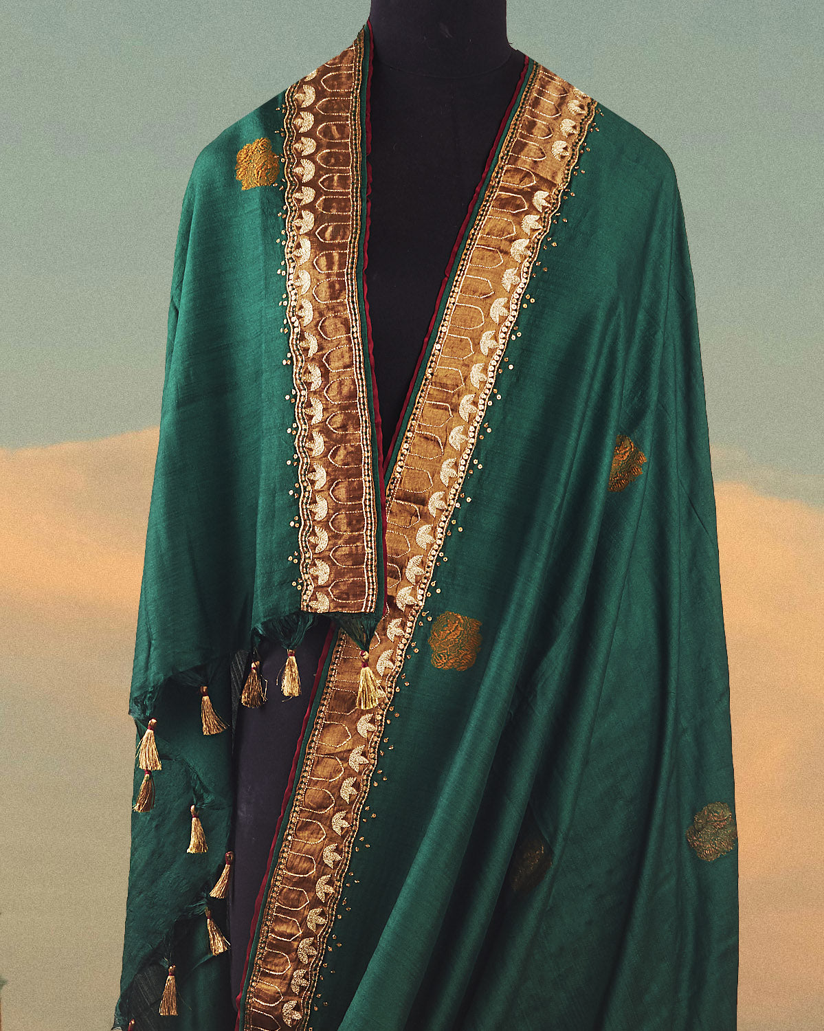 Falaknuma Green Embroidered Matka Georgette Saree