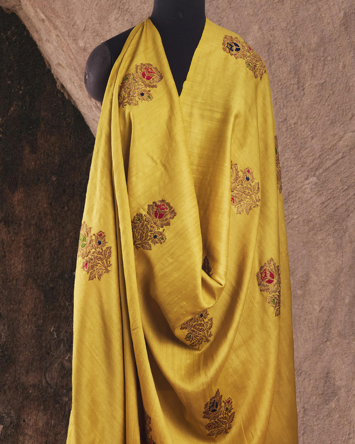 Gulab Khas Mehandi Matka Georgette Saree