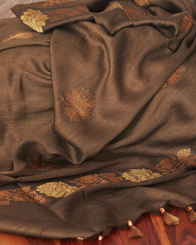 Gulab Khaas Olive Matka Georgette Saree