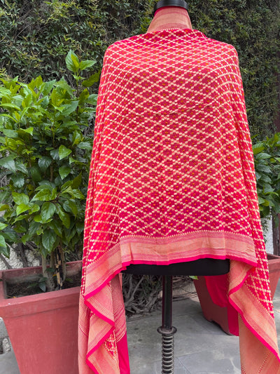 Peach & Fuchsia Bandhani Shaded Dupatta