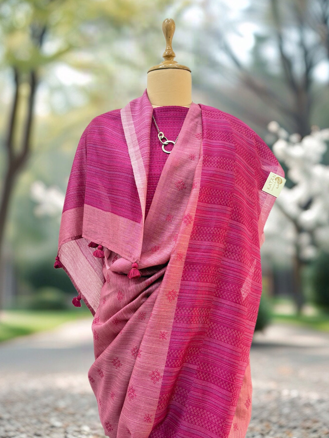 Boardroom Style Pink Moonga Cotton Saree