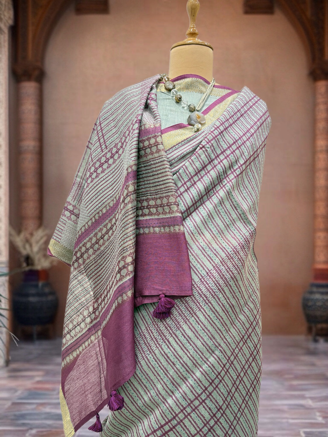 Capri Sea blue Moonga Cotton Printed Saree
