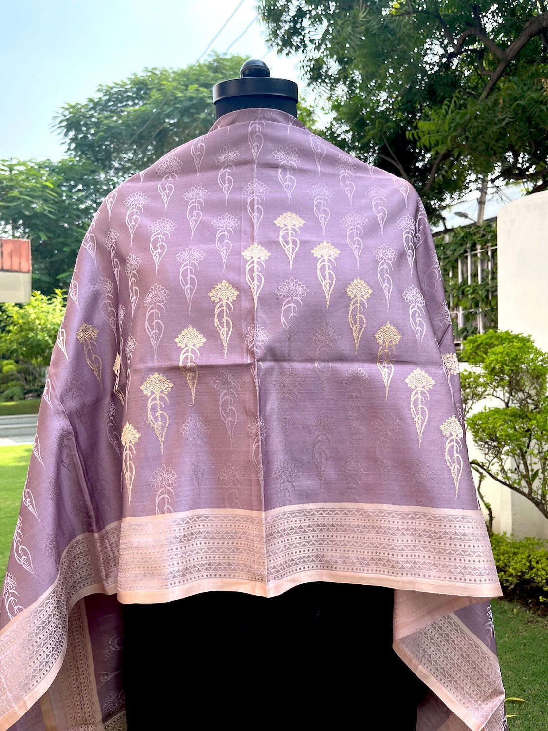 Bhairavi Mauve Silk Tanchoi Dupatta