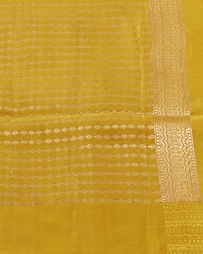 Italia Red & Pink Tanchoi Silk Saree
