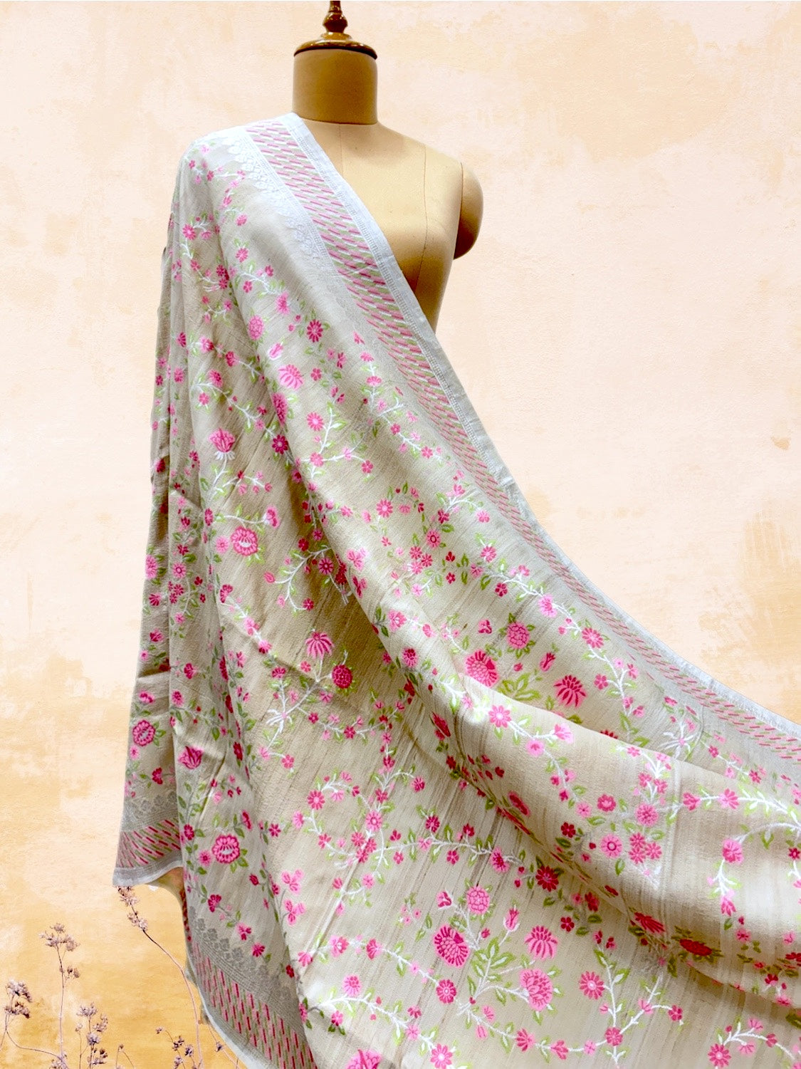 Garden of Eden Cream Tussar Georgette Dupatta