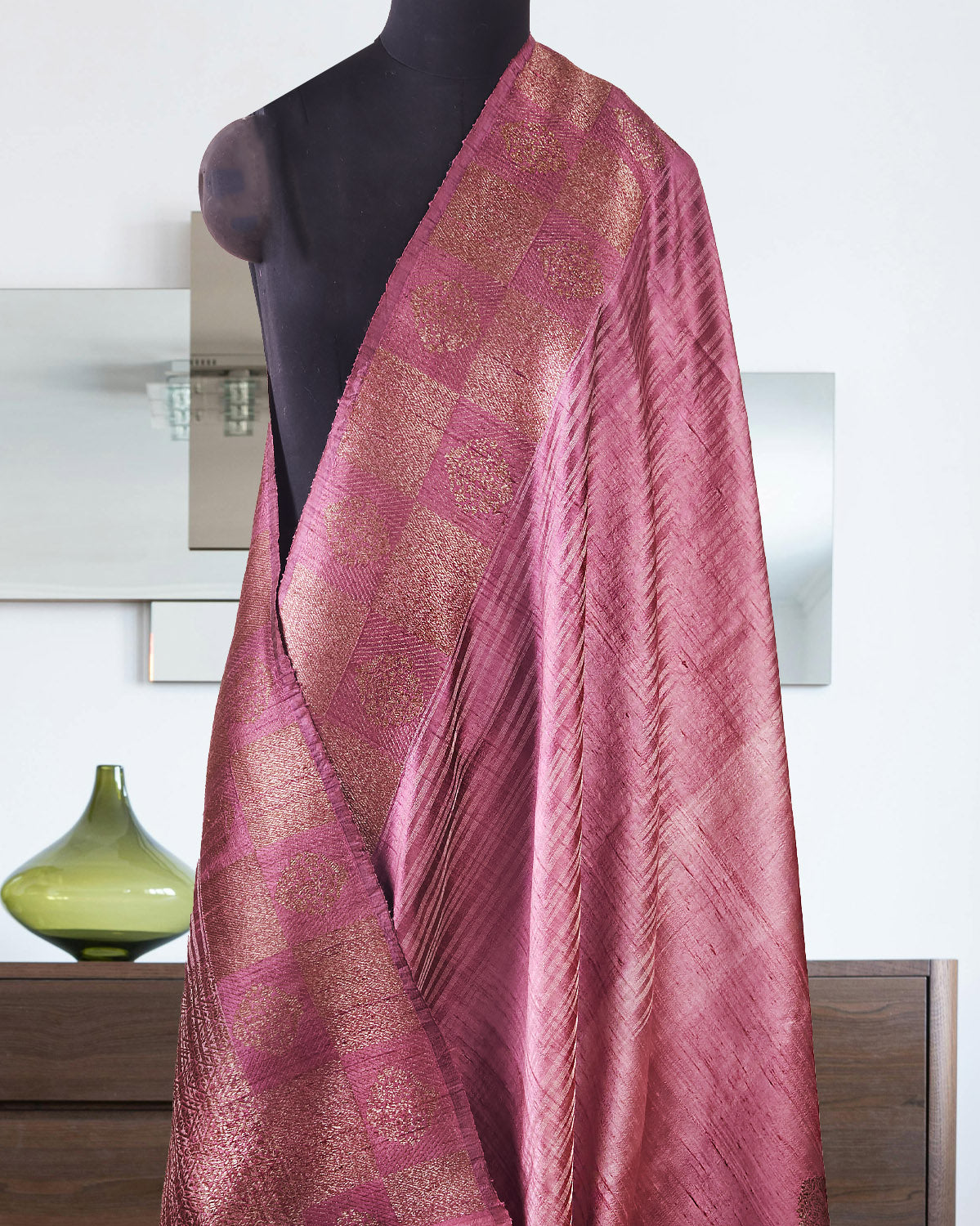 Amravati Mauve shaded Raw Silk Saree