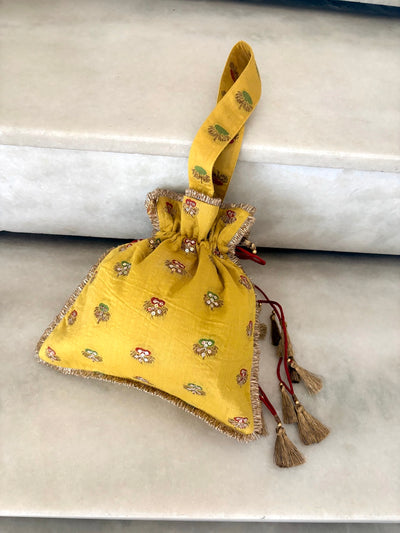 Laburnum Yellow Matka Georgette Potli