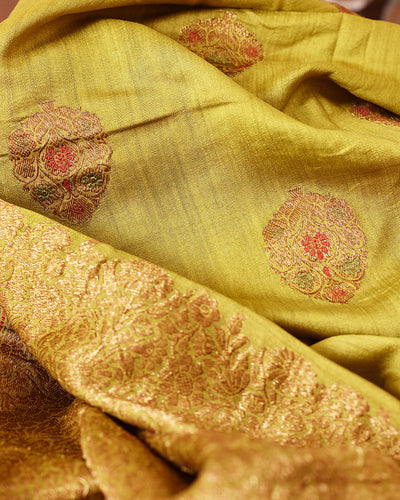 Gul-e-Mehendi Boota Matka Georgette Saree