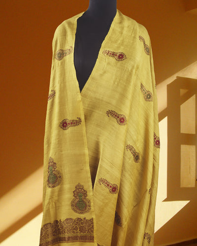 Devranjani Mehendi Yellow Kalgi Matka Georgette Saree